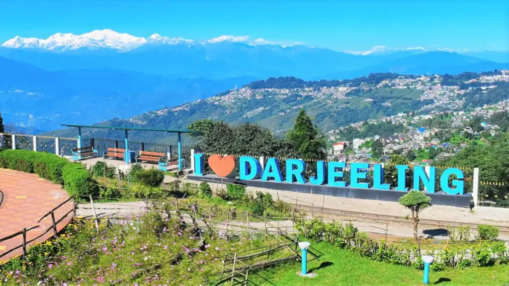 दार्जिलिंग – चाय के बागानों की खूबसूरती